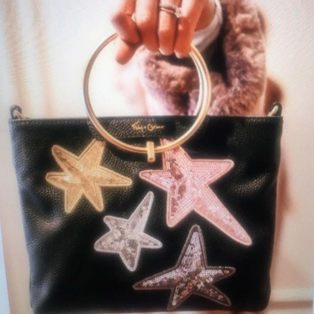 Black clutch